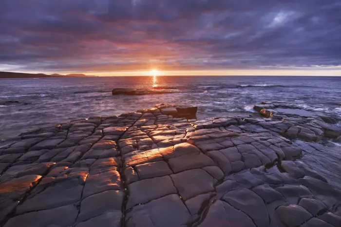 Gerahmter Druck : Wolkenimpression an der Ozean - Irland, Mayo, Ballycastle, Downpatrick Head. Gerahmter Druck : Wolkenimpression an der Ozean - Irland, Mayo, Ballycastle, Downpatrick Head.