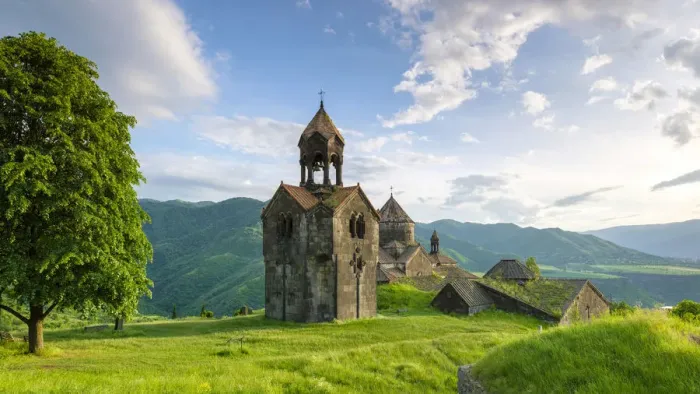 Gerahmter Druck : Komplex des Haghpat-Monasteriums, Weltkulturerbe der UNESCO im Ort Haghpat in der Provinz Lori von Armenien Gerahmter Druck : Komplex des Haghpat-Monasteriums, Weltkulturerbe der UNESCO im Ort Haghpat in der Provinz Lori von Armenien