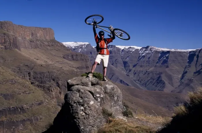 Gerahmter Druck : Bergfahrer Gerahmter Druck : Bergfahrer