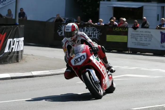 Gerahmter Druck : Michael Rutter (Ducati) - 2008 Ducati-Parade-Lap Gerahmter Druck : Michael Rutter (Ducati) - 2008 Ducati-Parade-Lap