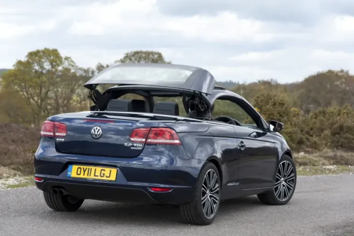 Gerahmter Druck : Volkswagen Eos 2011, Seriennummer: E0-1171