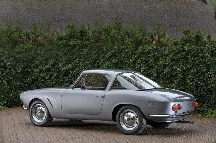 Gerahmter Druck : Fiat 1600er-Split Gerahmter Druck : Fiat 1600er-Split