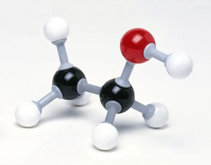 Gerahmter Druck : Modell der Ethanolverbindungsmolekül C2H5OH in großer Nähe Gerahmter Druck : Modell der Ethanolverbindungsmolekül C2H5OH in großer Nähe