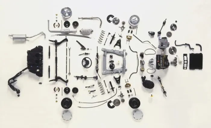 Gerahmter Druck : Überblick über mechanische Komponenten eines kleinen Autos Gerahmter Druck : Überblick über mechanische Komponenten eines kleinen Autos
