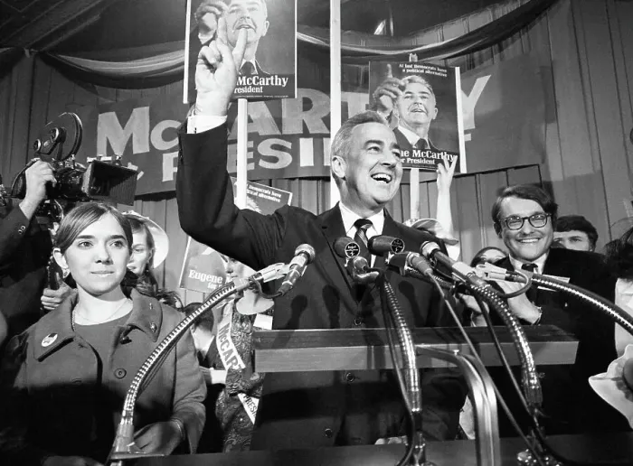 Gerahmter Druck : Senator Eugene McCarthy Gerahmter Druck : Senator Eugene McCarthy