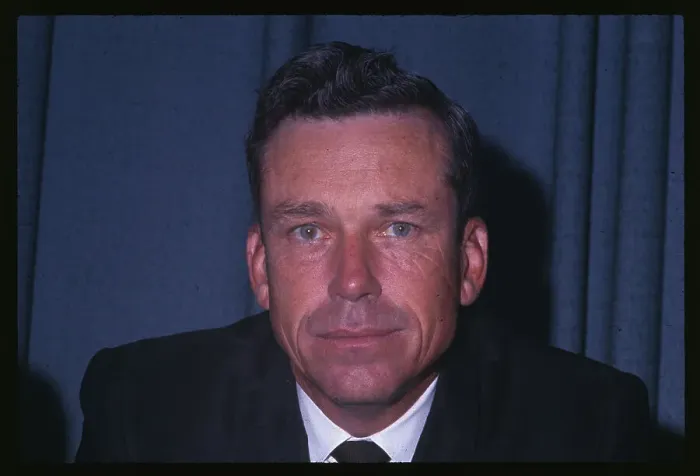 Gerahmter Druck : Warren E.Hearnes Gerahmter Druck : Warren E.Hearnes
