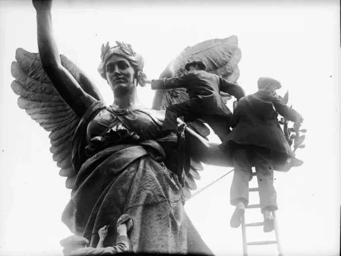 Gerahmter Druck : Reinigung von Boadicea Gerahmter Druck : Reinigung von Boadicea