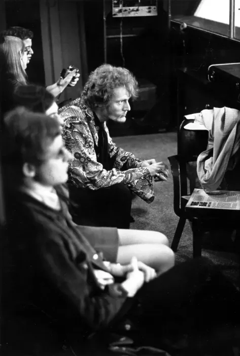 Gerahmter Druck : Ginger Baker Backstage Gerahmter Druck : Ginger Baker Backstage
