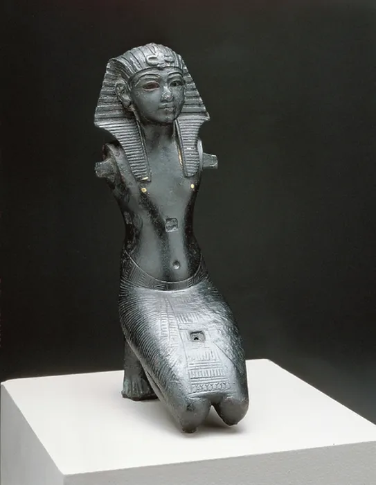 Gerahmter Druck : Statuette eines unbekannten Herrschers Gerahmter Druck : Statuette eines unbekannten Herrschers