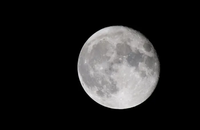Gerahmter Druck : Full Moon Gerahmter Druck : Full Moon