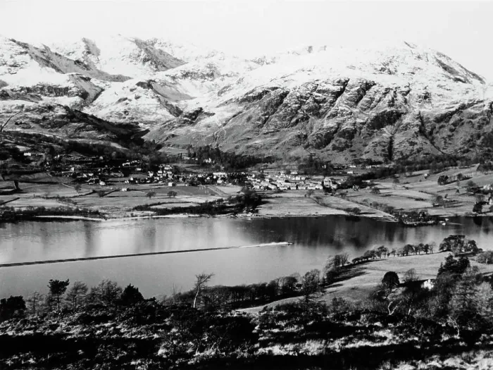 Gerahmter Druck : Blauvogel K7 am Conistong See, Cumberland (Cumbria), wahrscheinlich Weihnachtstag 1966. Kunstler unbekannt Gerahmter Druck : Blauvogel K7 am Conistong See, Cumberland (Cumbria), wahrscheinlich Weihnachtstag 1966. Kunstler unbekannt