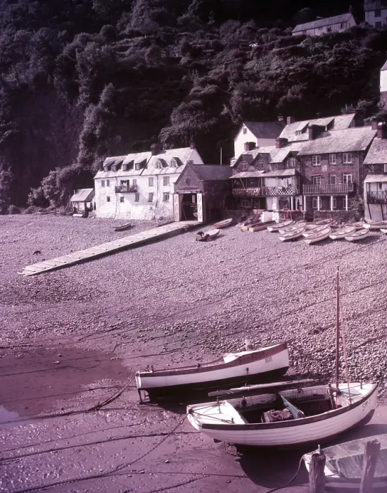 Gerahmter Druck : Clovelly Harbour, Devon, c1955. Ersteller: Arthur Charles Kirby Ware Gerahmter Druck : Clovelly Harbour, Devon, c1955. Ersteller: Arthur Charles Kirby Ware