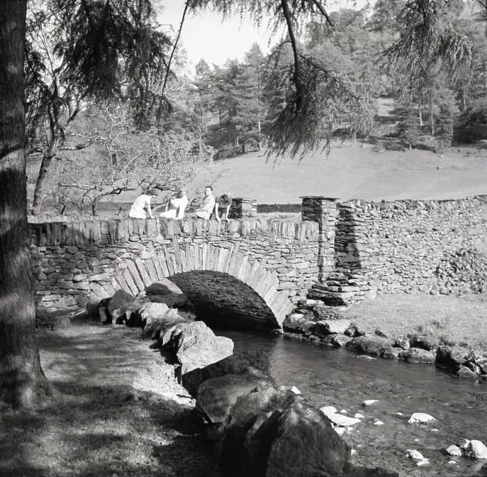 Gerahmter Druck : Grisedale, Lake District, c1955. Künstler: Arthur Charles Kirby Ware Gerahmter Druck : Grisedale, Lake District, c1955. Künstler: Arthur Charles Kirby Ware