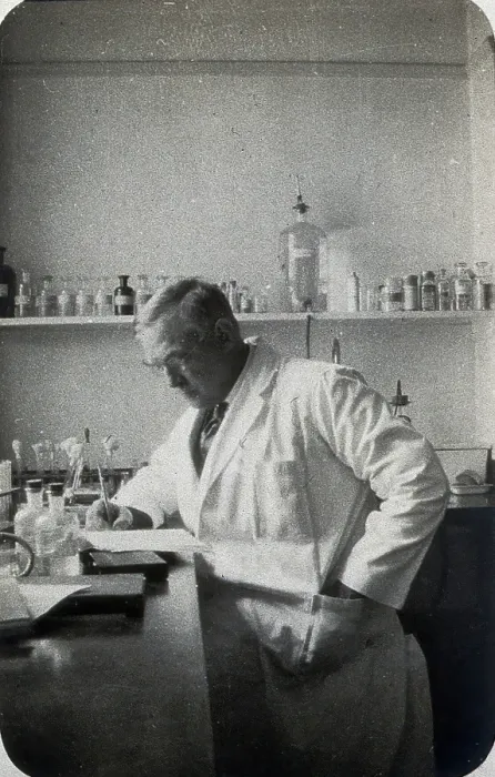 Gerahmter Druck : Henry Coddington Brown, ca. 1930. Schöpfer: Unbekannt. Gerahmter Druck : Henry Coddington Brown, ca. 1930. Schöpfer: Unbekannt.