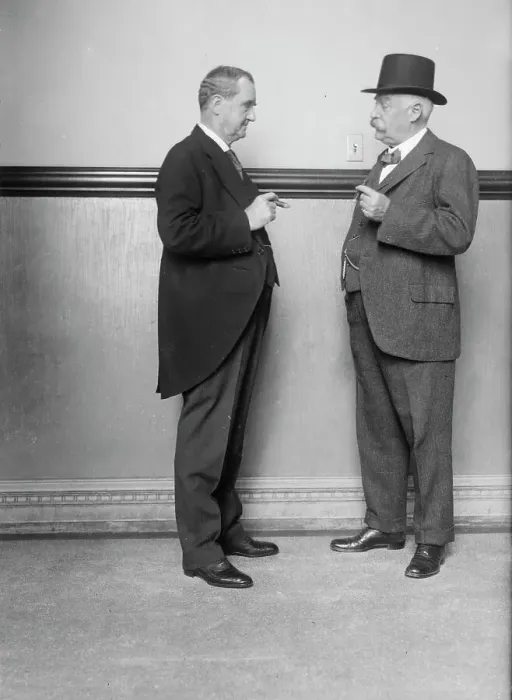 Gerahmter Druck : J.G.Milburn,L.C.Ledyard,zwischenc1910undc1915.Kreator:BainNewsService Gerahmter Druck : J.G.Milburn,L.C.Ledyard,zwischenc1910undc1915.Kreator:BainNewsService