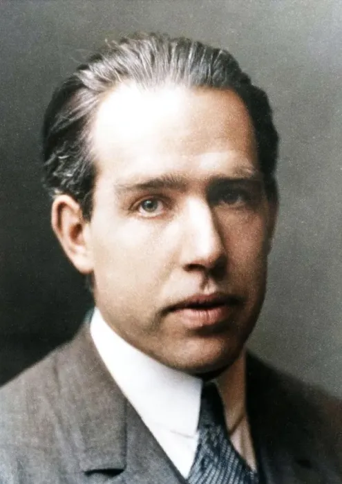 Gerahmter Druck : Niels Bohr, dänischer Physiker, c1922. Ersteller: Unbekannt. Gerahmter Druck : Niels Bohr, dänischer Physiker, c1922. Ersteller: Unbekannt.
