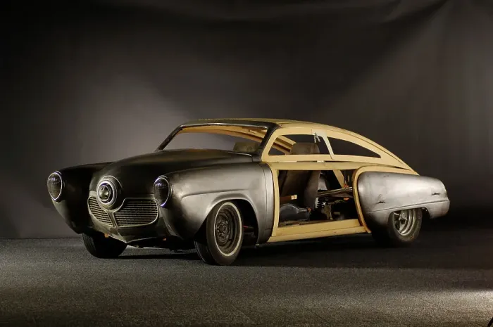 Gerahmter Druck : Studebaker Custom 1961 - Ungefärbt Projekt. Künstler: Simon Clay