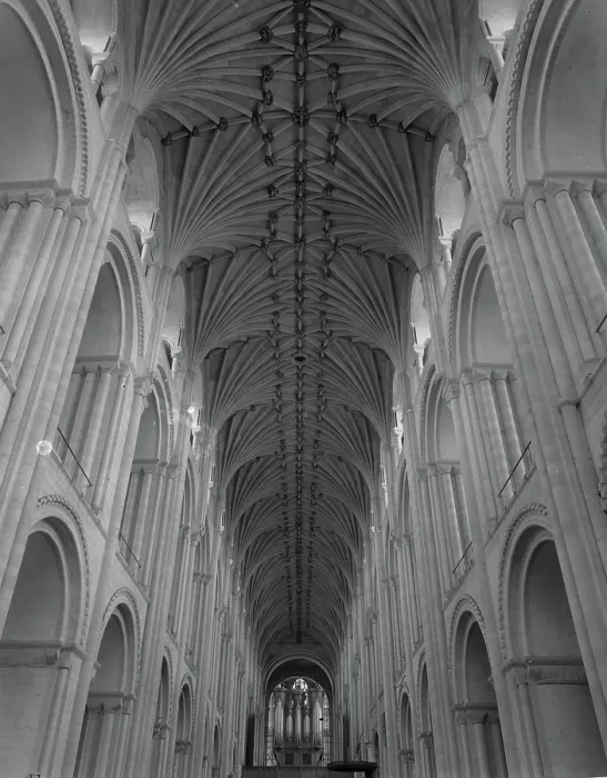 Gerahmter Druck : Gewölbte Decke, Norwich Cathedral, Norfolk, um 1955. Ersteller: Arthur Charles Kirby Ware Gerahmter Druck : Gewölbte Decke, Norwich Cathedral, Norfolk, um 1955. Ersteller: Arthur Charles Kirby Ware