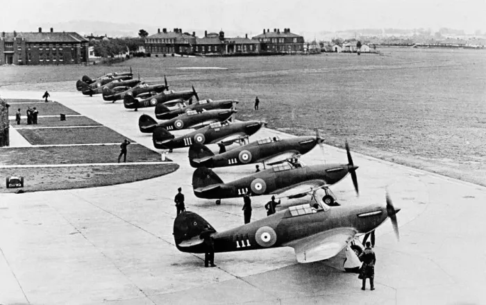 Gerahmter Druck : Hundert Jahre der Luftwaffe Gerahmter Druck : Hundert Jahre der Luftwaffe