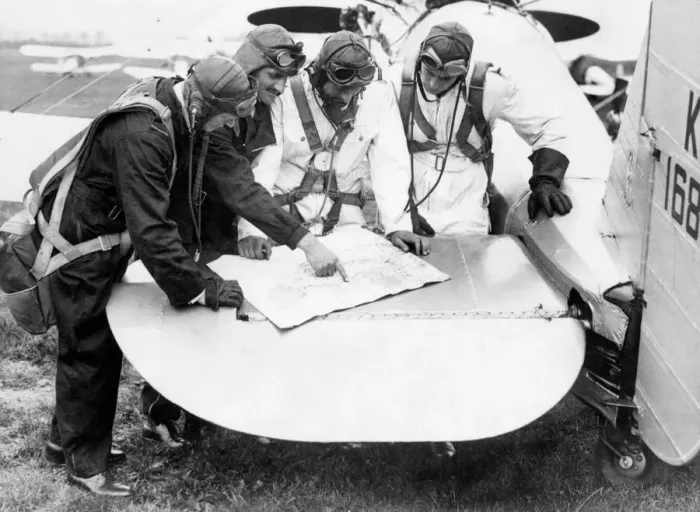 Gerahmter Druck : 100 Jahre der Luftwaffe Gerahmter Druck : 100 Jahre der Luftwaffe