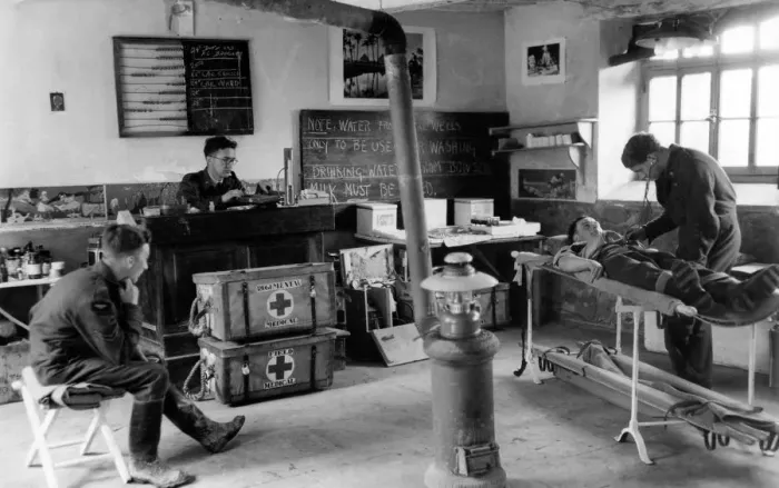 Gerahmter Druck : 100 Jahre der Luftwaffe Gerahmter Druck : 100 Jahre der Luftwaffe