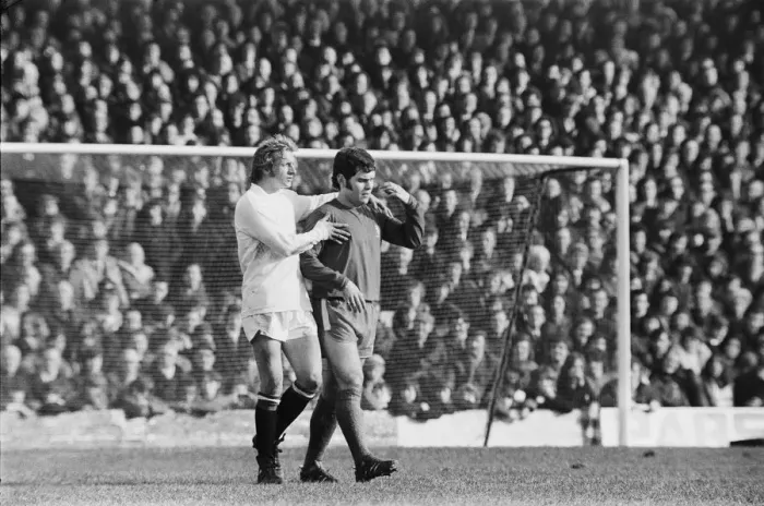 Gerahmter Druck : Middlesbrough 0 - gegen Manchester United, die FA-Cup-Runde der fünften Runde im Wiederspiel in Ayresome-Park Gerahmter Druck : Middlesbrough 0 - gegen Manchester United, die FA-Cup-Runde der fünften Runde im Wiederspiel in Ayresome-Park