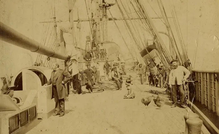 Gerahmter Druck : Besatzung der Great Britain in San Francisco, 1880er Jahre. Gerahmter Druck : Besatzung der Great Britain in San Francisco, 1880er Jahre.