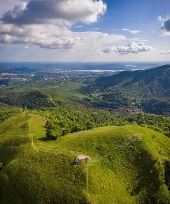 Gerahmter Druck : Luftaufnahme von Monte Chiusarella Gerahmter Druck : Luftaufnahme von Monte Chiusarella