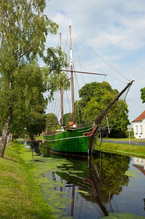 Gerahmter Druck : Boot, Papenburg