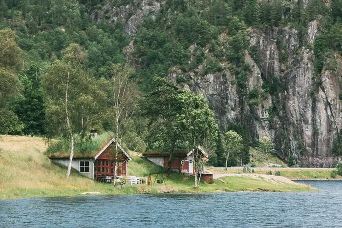 Gerahmter Druck : Kleines Insel mit einziger Baum Gerahmter Druck : Kleines Insel mit einziger Baum