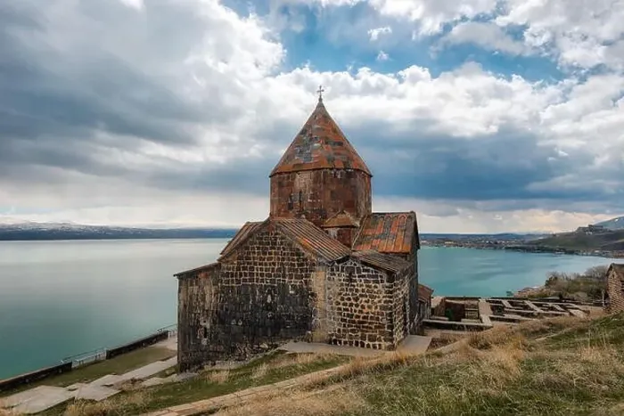 Gerahmter Druck : Sevanavank Kloster am See Sevan im Armenien, fotografiert im April 2019rn fotografiert mit HDR Gerahmter Druck : Sevanavank Kloster am See Sevan im Armenien, fotografiert im April 2019rn fotografiert mit HDR