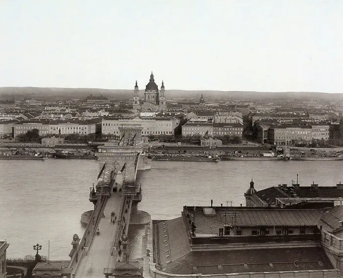 Gerahmter Druck : Budapest - Der Kettenbrücke Gerahmter Druck : Budapest - Der Kettenbrücke