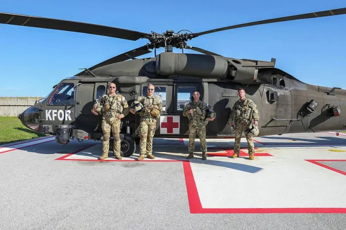 Gerahmter Druck : Von links nach rechts, U.S.-Army-Sgt. Gerahmter Druck : Von links nach rechts, U.S.-Army-Sgt.
