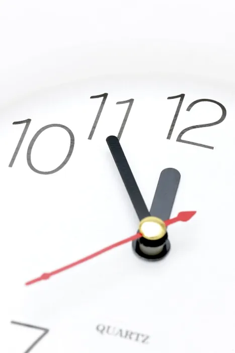 Gerahmter Druck : 5 bis 12, Uhr, Zifferblatt