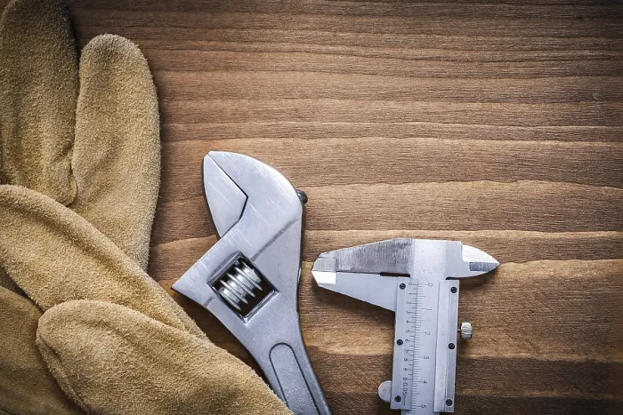 Gerahmter Druck : Anpassbare Zangen Leder Schutzhandschuhe Calibergang oder 1. Anpassbare Zange 2. Lederhandschuh 3. Kaliper Gerahmter Druck : Anpassbare Zangen Leder Schutzhandschuhe Calibergang oder 1. Anpassbare Zange 2. Lederhandschuh 3. Kaliper