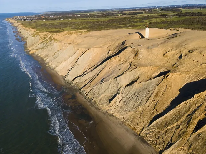 Gerahmter Druck : Luftaufnahme, Leuchtturm und Düne. Gerahmter Druck : Luftaufnahme, Leuchtturm und Düne.