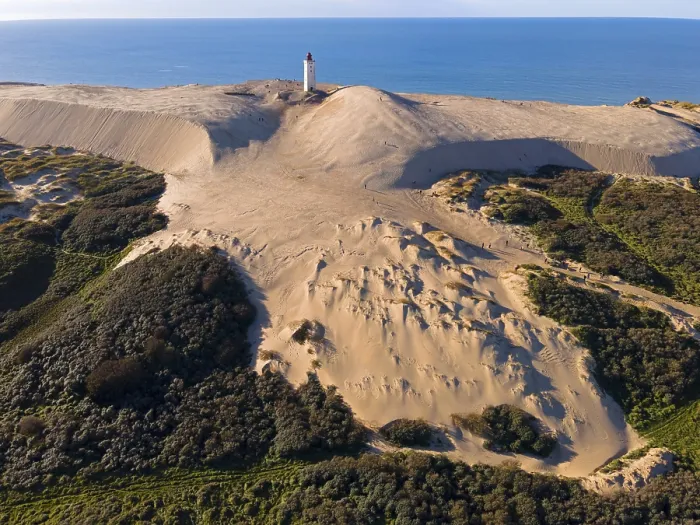 Gerahmter Druck : Luftaufnahme, Leuchtturm und Düne. Gerahmter Druck : Luftaufnahme, Leuchtturm und Düne.