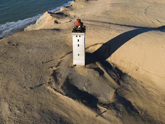Gerahmter Druck : Luftbild, Leuchtturm und Düne. Gerahmter Druck : Luftbild, Leuchtturm und Düne.
