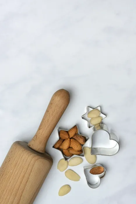 Gerahmter Druck : Mandel und Biskuitstempel für Biscuits Gerahmter Druck : Mandel und Biskuitstempel für Biscuits