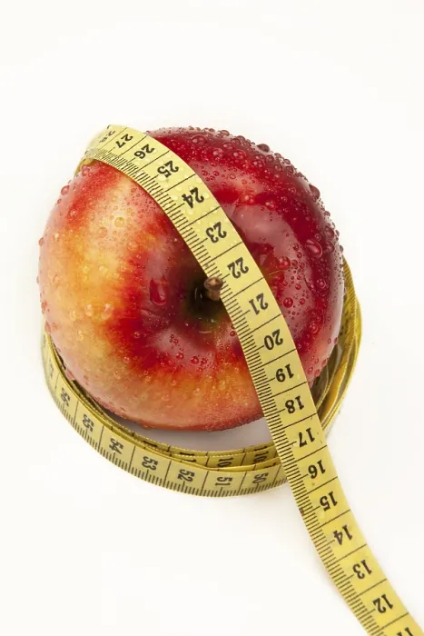Gerahmter Druck : Apfel mit Maßband Gerahmter Druck : Apfel mit Maßband