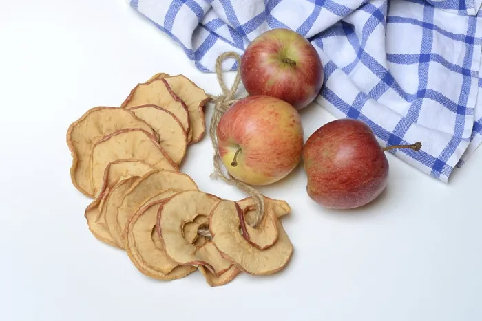 Gerahmter Druck : Äpfel und Apfelringe. Gerahmter Druck : Äpfel und Apfelringe.