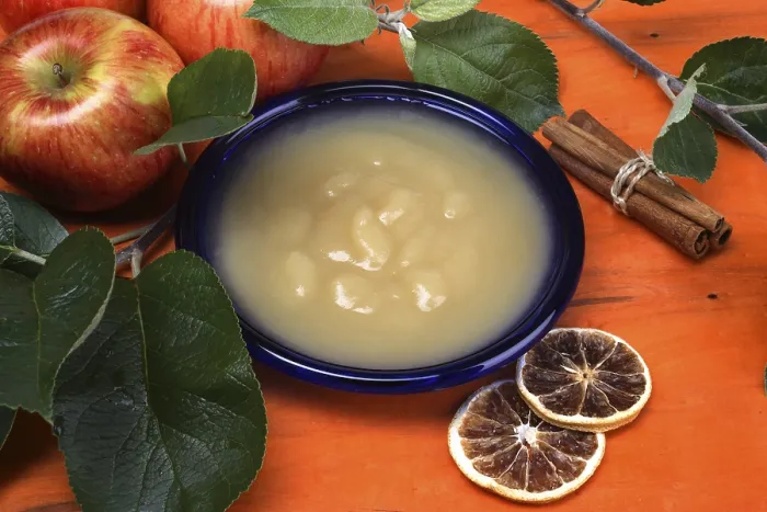 Gerahmter Druck : Applesauce Gerahmter Druck : Applesauce