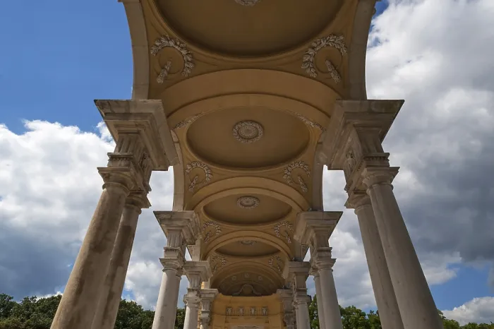 Gerahmter Druck : Der Gloriette-Arkad, erbaut 1775. Gerahmter Druck : Der Gloriette-Arkad, erbaut 1775.