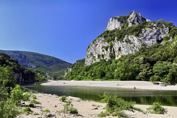 Gerahmter Druck : Fluss Ardèche, Schlucht der Ardèche Gerahmter Druck : Fluss Ardèche, Schlucht der Ardèche
