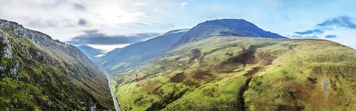 Gerahmter Druck : Herbstfarben über Mach Loop von einem Drohne. Gerahmter Druck : Herbstfarben über Mach Loop von einem Drohne.