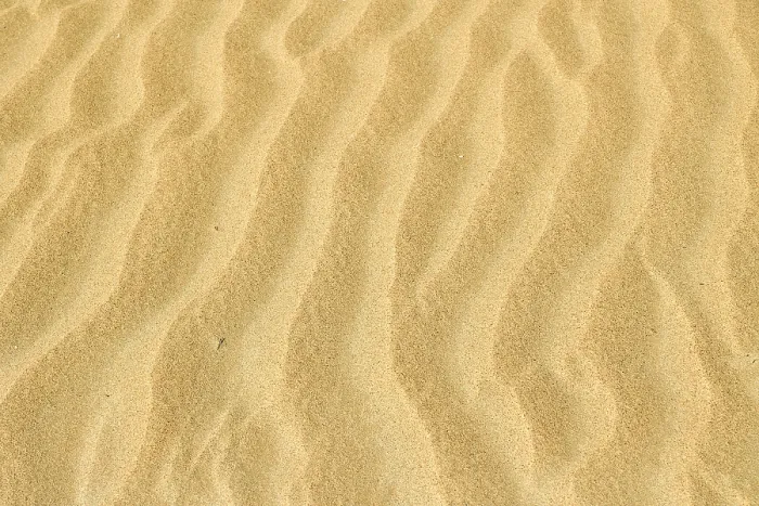 Gerahmter Druck : Hintergrundbild, Wellenmuster im Sand. Gerahmter Druck : Hintergrundbild, Wellenmuster im Sand.