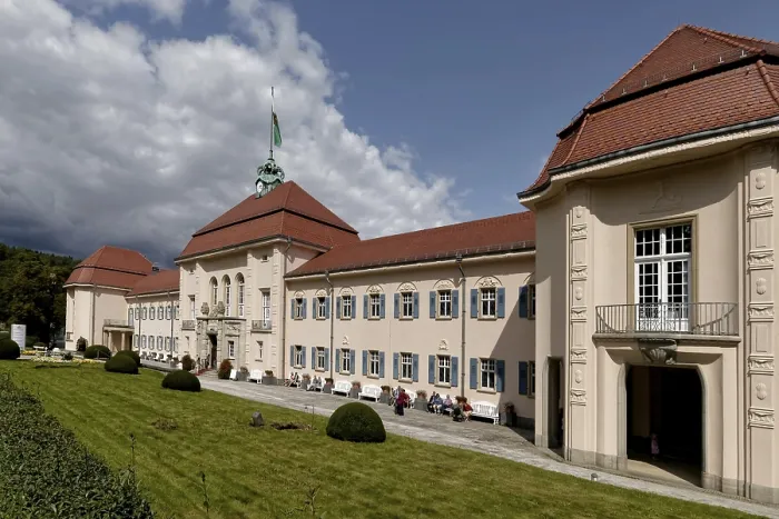 Gerahmter Druck : Bad Elster Albertbad Gerahmter Druck : Bad Elster Albertbad
