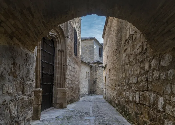 Gerahmter Druck : Baeza, Spanien, 5. April Gerahmter Druck : Baeza, Spanien, 5. April