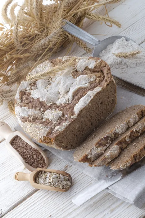 Gerahmter Druck : Brot ist auch gebacken. Gerahmter Druck : Brot ist auch gebacken.