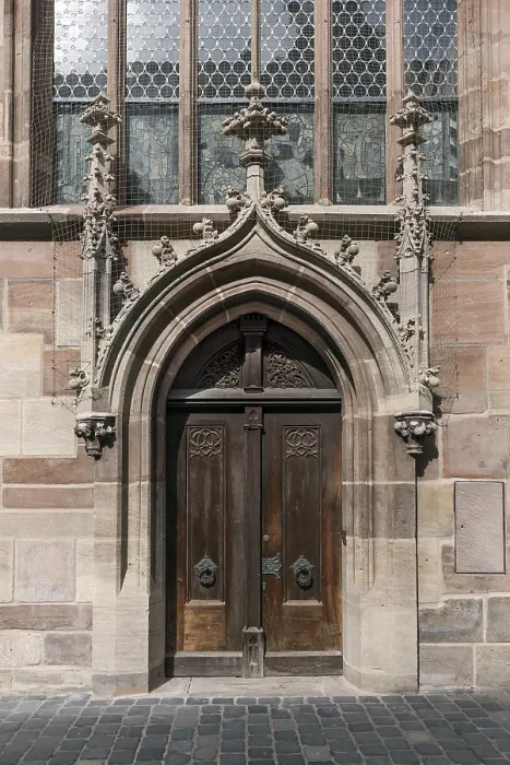 Gerahmter Druck : Tür des Bäckers an der Lorenzkirche. Gerahmter Druck : Tür des Bäckers an der Lorenzkirche.